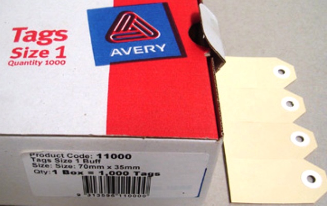 Avery 11000 Shipping Tags size 1 Buff 70 x 35mm Box 1000